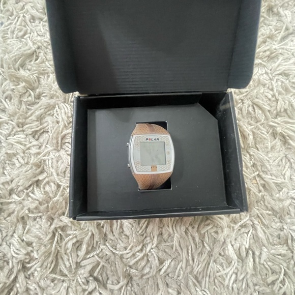 Polar Fitbit - Picture 2 of 9